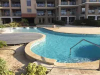 Modern Loft ,Eagle Beach ,Oasis Condo - Pools