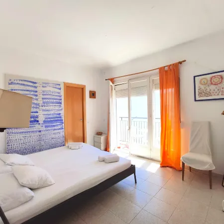 Beach 2 Large Balcones Quiet Rooms Wifi 02