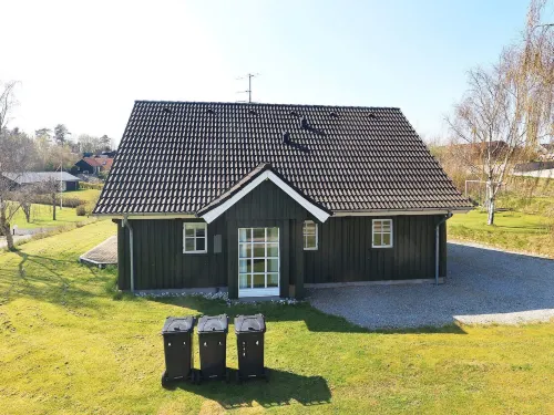 5 Star Holiday Home in Logstrup -  Privatzimmer