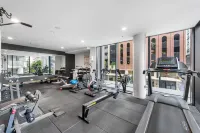 South Bank Sensational! ~ 2Bed/2Bath/1Car/Pool! - 2성급