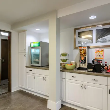 Quality Inn & Suites Silverdale Bangor-Keyport