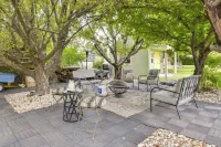 Shaded Patio and Fire Pit: Quiet Kaysville Home - Lejligheder