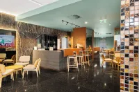 Axis Porto Business & Spa Hotel - bar