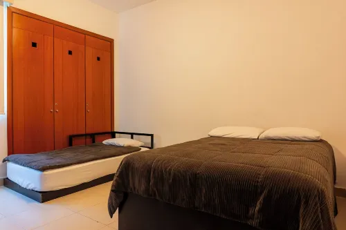 Oasis in Acapulco Apartment for 6 -  Ferienwohnungen