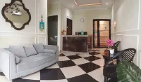 Flamboyan Residence Cipete - イン(INN)