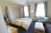 Chelston Dene Holiday Apartments - balcone