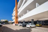 Jupiter Marina Hotel - Couples & Spa - Park Yeri