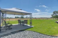 Pet-Friendly Home Near Heise w/ Horse Stalls - Wifi