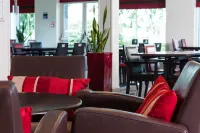 Holiday Inn Express LEEDS - CITY CENTRE by IHG - breakfast
