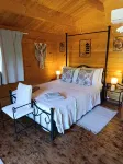 Tranquil Chalet Retreat with Shared Pool in Estói, Portugal - Bungalows
