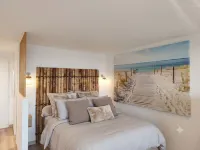 Studio 25 M2,VUE MER imprenable,CLIMATISE,300 M de la mer,résidence avec PISCINE - Holiday Apartments