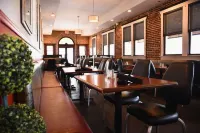 Artisan Downtown - parking