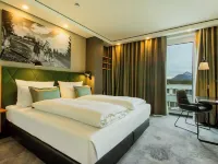 Motel One Salzburg-Süd Hotels near Wasserspiele Hellbrunn