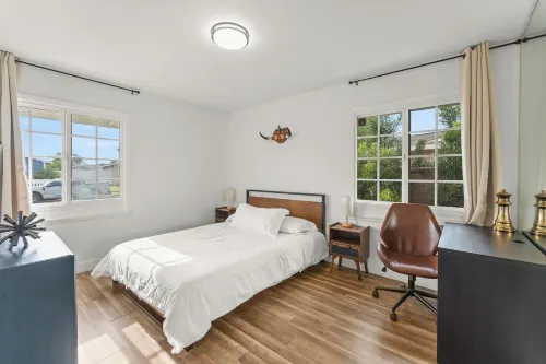 Stunning Oasis with Pool by Disneyland and Knotts. - Wifi