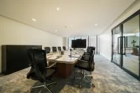 Nova M Hotel Edge By Rotana - navetta aeroportuale