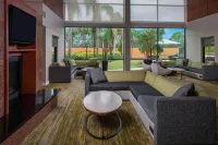 Courtyard Daytona Beach Speedway/Airport - Airport Shuttle