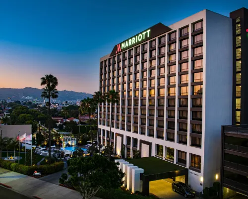Beverly Hills Marriott Hotels near Beverly Center