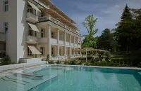 Badischer Hof - Baden Baden - Leonardo Limited Edition - Pools