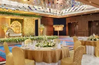 Sheraton Grand Bengaluru Whitefield Hotel & Convention Center - อ่างจากุชชี่