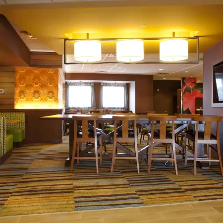 Fairfield Inn & Suites Lethbridge