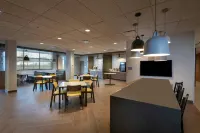 Fairfield by Marriott Edmonton International Airport - Swimmingpools