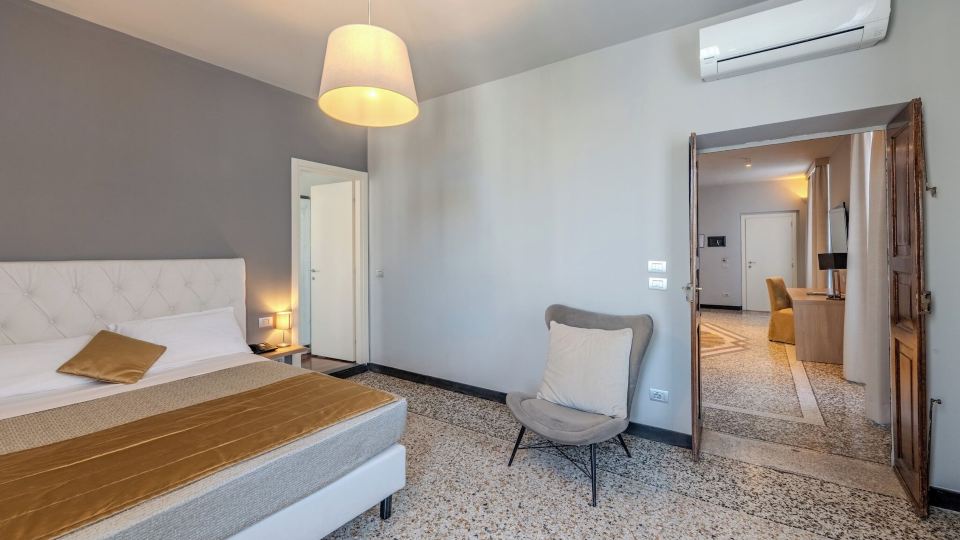 HNN Luxury Suites