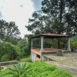 Uyuca Vista Family Villa - parking