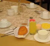 Colony Inn Hotel - breakfast
