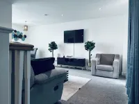 Modern2 Bedroom Apartment/Private Parking /Sleep 5/Balcony View in Birmingham City Centre - พร้อมระเบียง