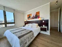 2BR Las Condes - Parking, Indoor Pool & Laundry - 2성급