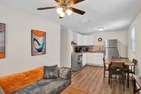 Michigan In Mobile - Bungalow