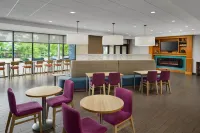 Home2 Suites by Hilton Champaign / Urbana - Breakfast