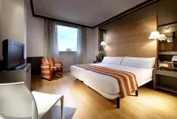 B&B Hotel Burgos - พร้อมWifi