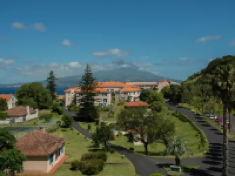 Azoris Faial Garden - Resort Hotel オルタのホテル