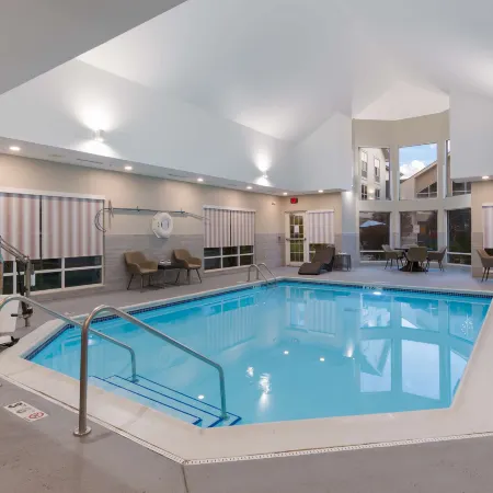 Hampton Inn & Suites Chicago/Hoffman Estates