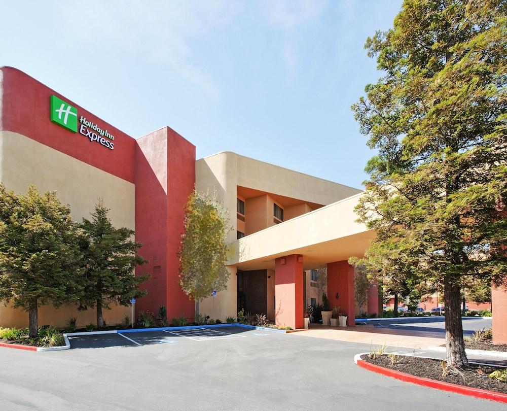 Holiday Inn Express Hotel Union City, an Ihg Hotel