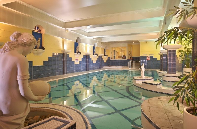 Castle Hotel Macroom photo 2