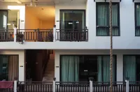 Kata Beachwalk Hotel and Bungalows