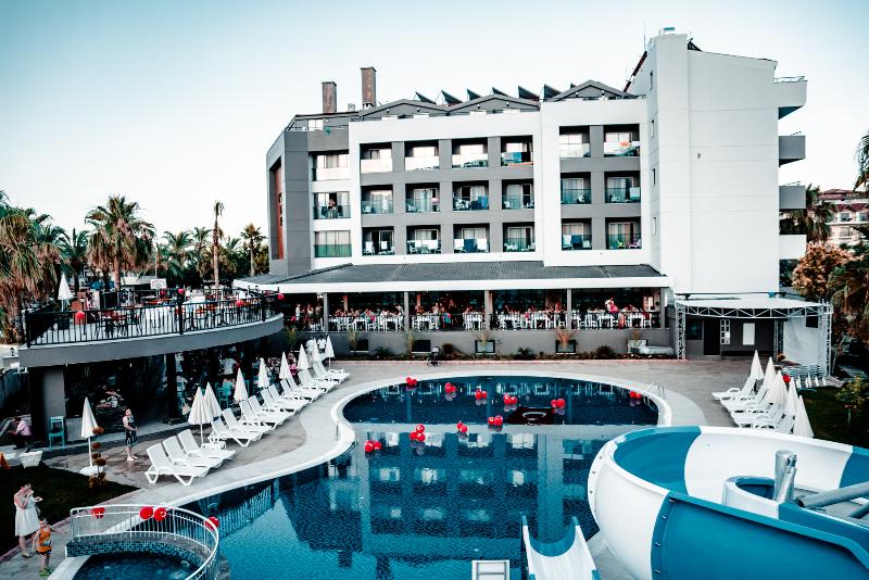 İstanbul Beach Hotel