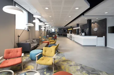 Hampton by Hilton London Docklands Hotels near Gidea Park Library
