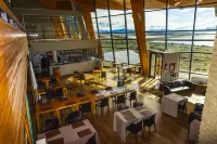 Design Suites Calafate - Pools