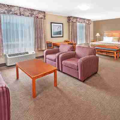 Super 8 by Wyndham Edmonton South Rooms