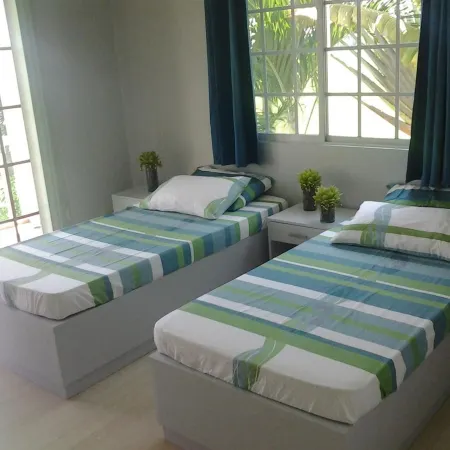Sir Nico Guesthouse and Resort