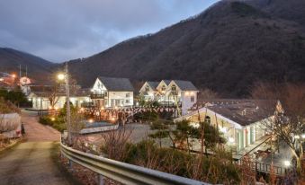 Yangsan Happy Valley Pension