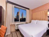 Holiday Inn NEW YORK CITY - TIMES SQUARE by IHG Các khách sạn gần Khu Upper West Side