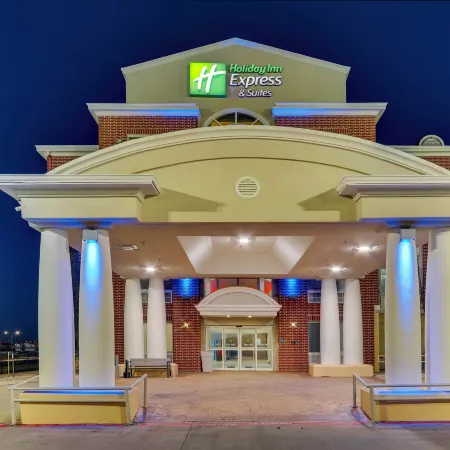 Holiday Inn Express & Suites LAKE WORTH NW LOOP 820 by IHG
