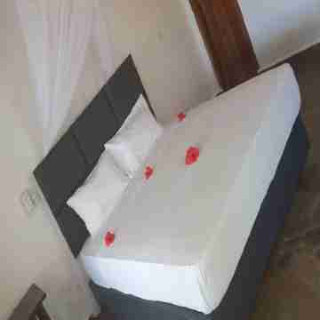 Luxury Cosy Villa Welcoming You by the Beach Rooms