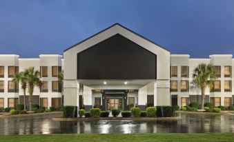 Country Inn & Suites by Radisson, Florence, SC