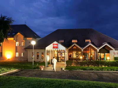 Ibis Provins Hotels near Les Enfants du Dome