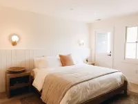 The Wildset - Pet Friendly